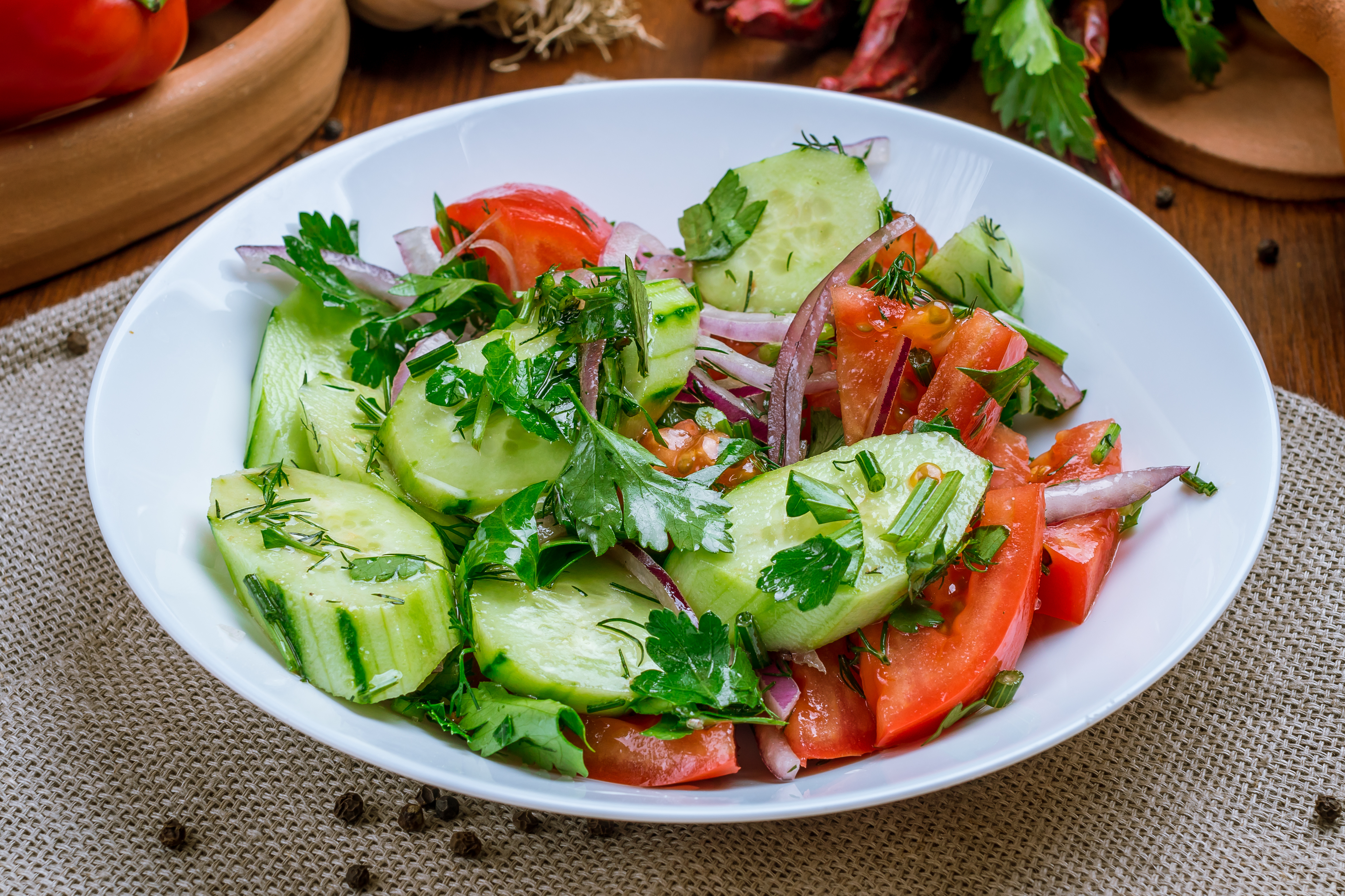 Tomato and Cucumber Salad | Nutrition.gov