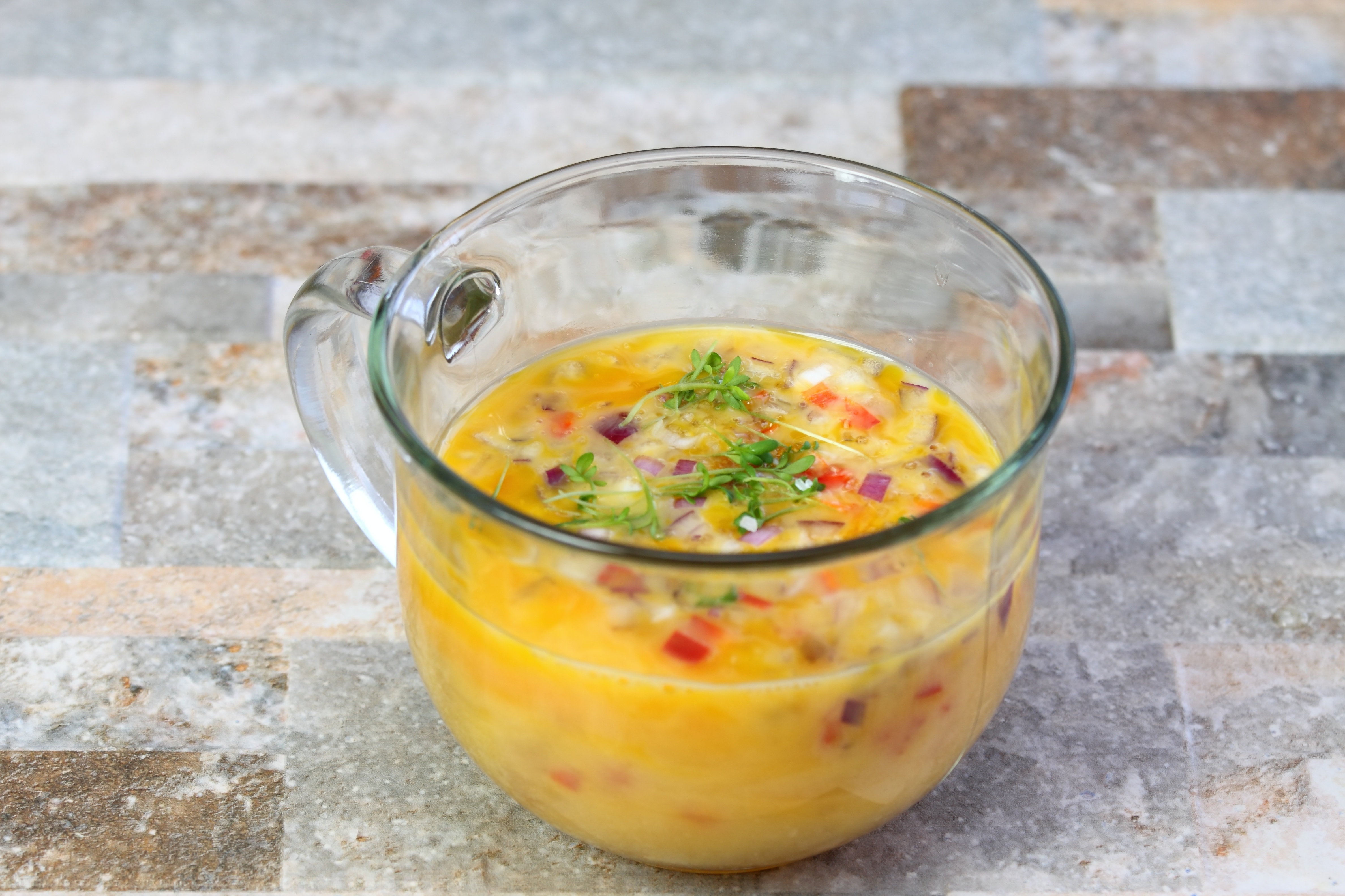 Veggie Omelet in a Mug | Nutrition.gov